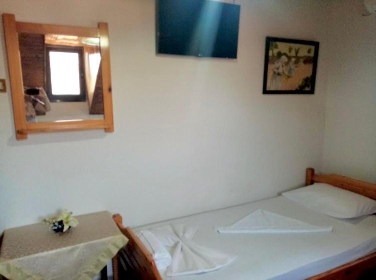 Villa Magda Vrasná Eksteriør billede